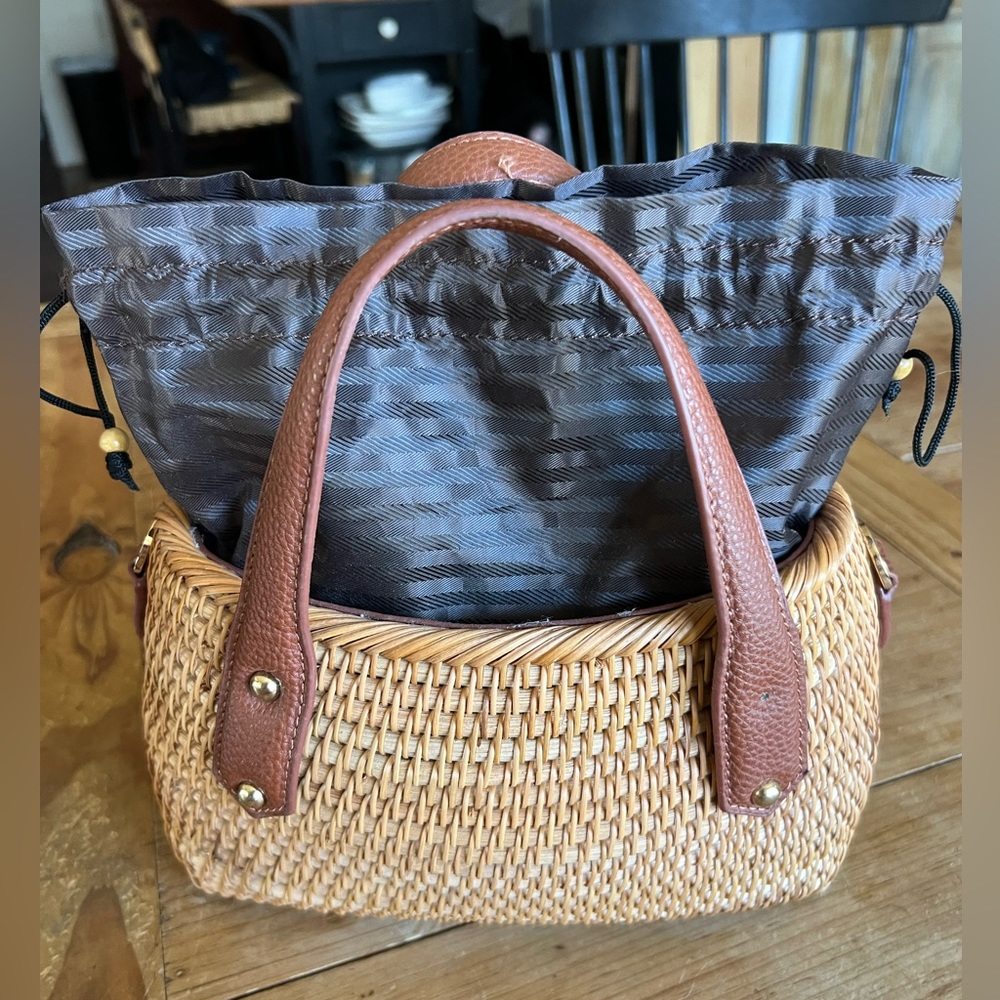Straw Handbag New - Picture 3 of 14